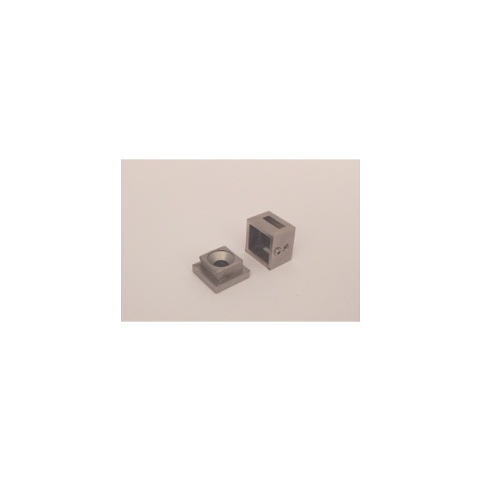 Uchwyt przelotowy płaskownika 15x5 mm do pow. płaskiej